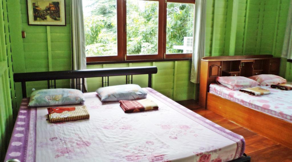Nr Homestay Amphawa Room photo