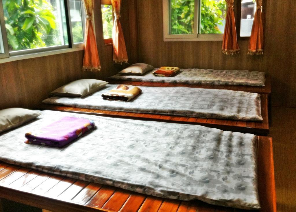 Nr Homestay Amphawa Room photo