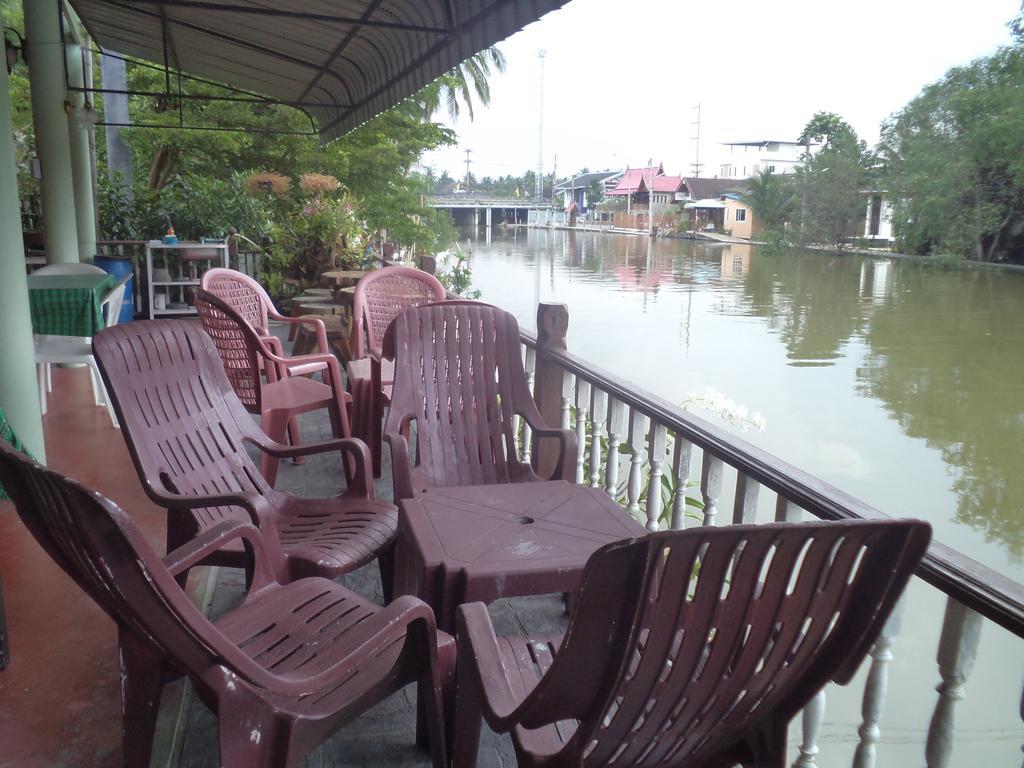 Nr Homestay Amphawa Room photo