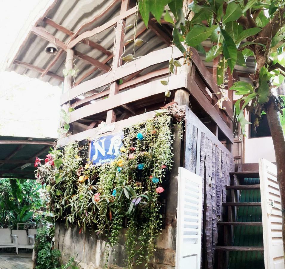 Nr Homestay Amphawa Exterior photo