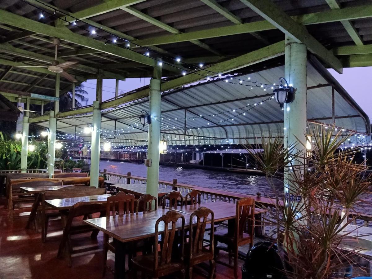 Nr Homestay Amphawa Exterior photo